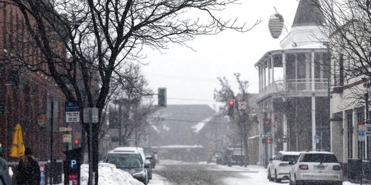 Winter Weather Returns to Arizona as Snow, Freezing Temps Sweep Across the High Country