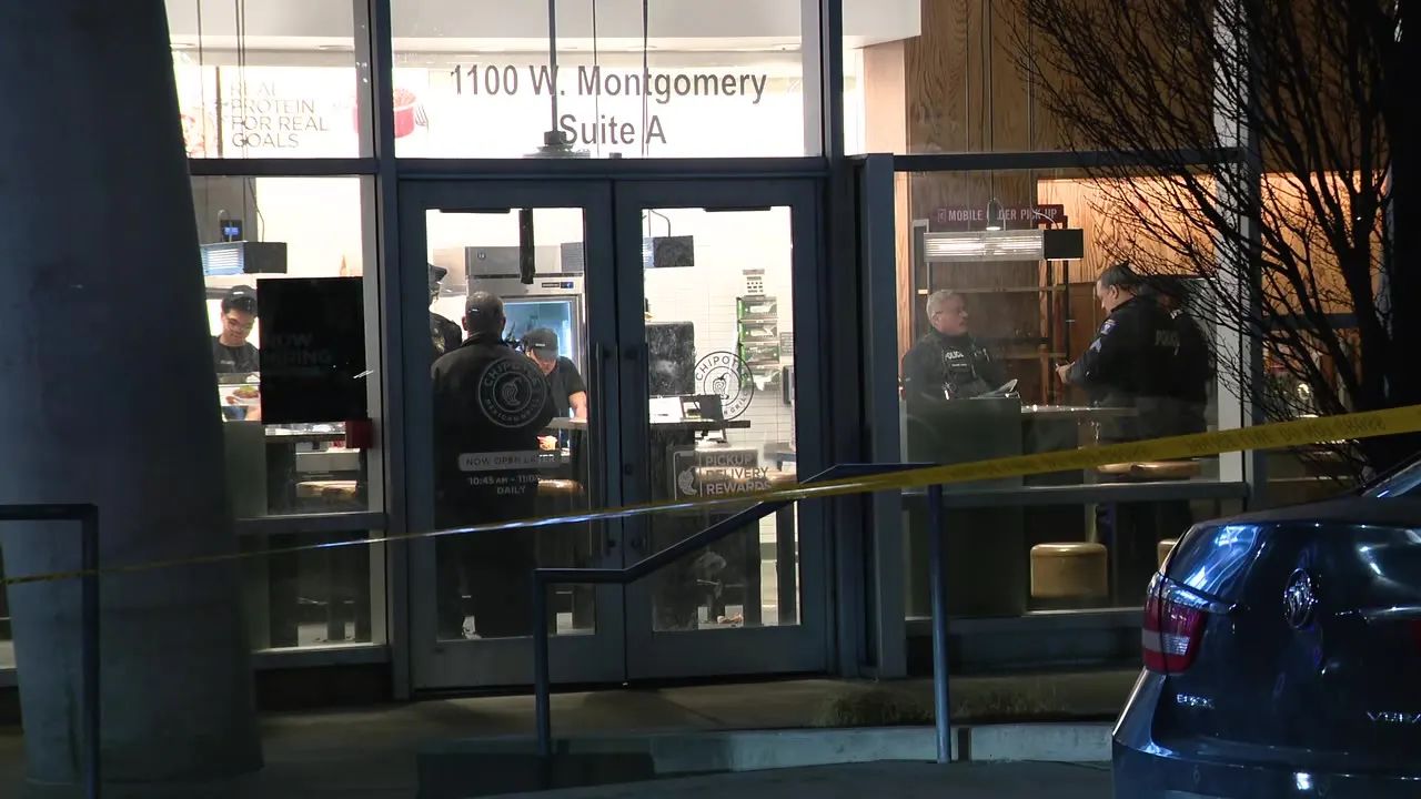 Teen Shot Dead Inside Chipotle Bathroom Near Temple University Campus