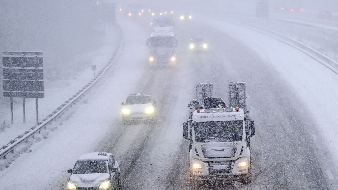 Winter Storm Warnings Across Four States Threaten MLK Weekend Travel